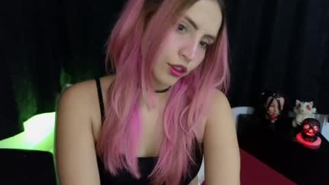 Snapshot of _sofiapink chatting on February 2025 10:40:02 PM Sofia online show from February 2025 10:40:02 PM