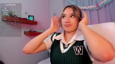 Sophie  online show from April 2026 09:17:01 PM
