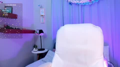 Sophie  online show from April 2026 10:01:01 PM