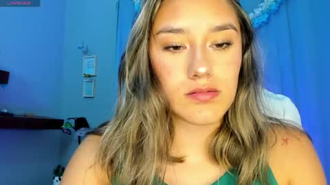 Sophie  online show from April 2026 05:26:02 PM