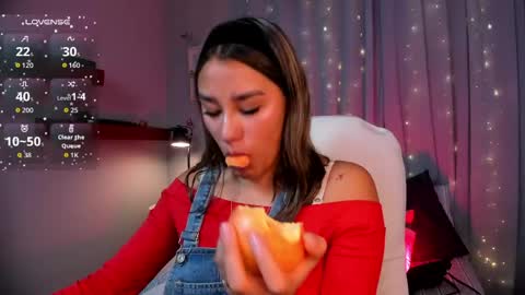 Sophie  online show from May 2026 05:29:02 PM
