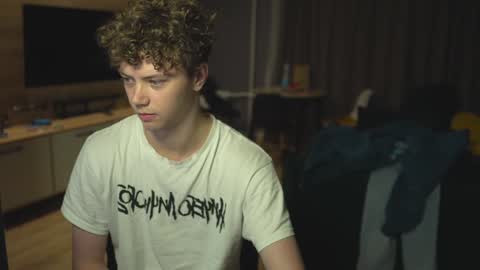 OLIVERpvt is open online show from January 2025 03:11:02 AM