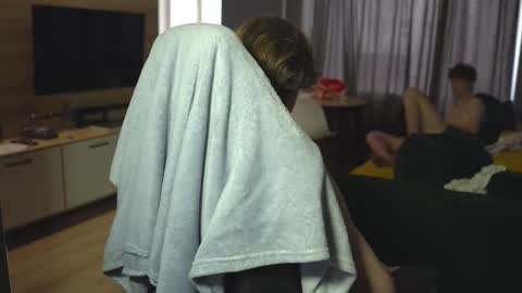 OLIVERpvt is open online show from February 2025 06:33:02 AM