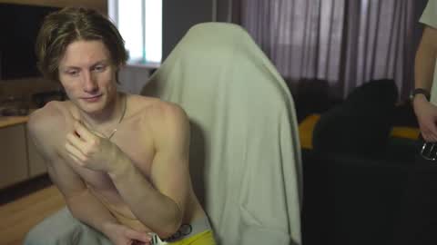 OLIVERpvt is open online show from February 2025 11:54:01 AM