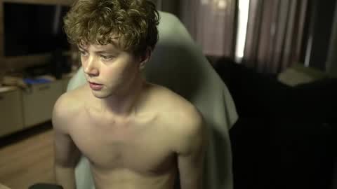 OLIVERpvt is open online show from May 2026 03:07:02 PM