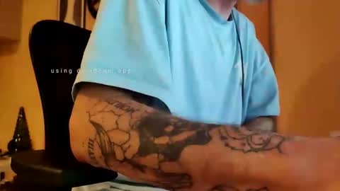 _spicymike_ online show from November 2025 07:06:01 PM