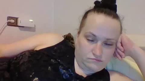 Melisa online show from March 2025 10:20:01 PM