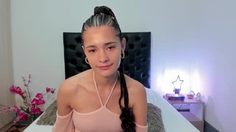 Snapshot of _sussi_ chatting on January 2025 01:31:01 PM Sussi online show from January 2025 01:31:01 PM