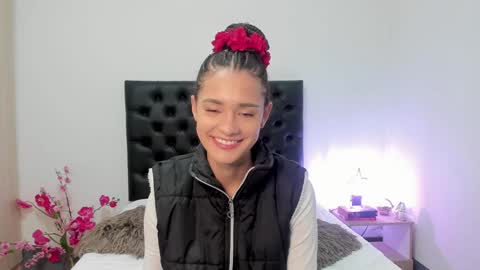 Snapshot of _sussi_ chatting on January 2025 01:32:02 PM Sussi online show from January 2025 01:32:02 PM