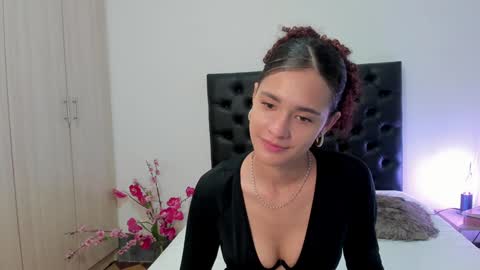 Snapshot of _sussi_ chatting on January 2025 01:49:01 PM Sussi online show from January 2025 01:49:01 PM