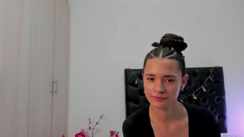 Snapshot of _sussi_ chatting on March 2025 07:11:02 PM Sussi online show from March 2025 07:11:02 PM