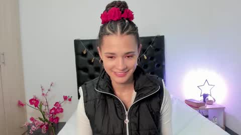 Snapshot of _sussi_ chatting on March 2025 01:14:01 PM Sussi online show from March 2025 01:14:01 PM