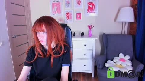 Snapshot of _suunbeam_ chatting on February 2025 04:57:01 AM Sun online show from February 2025 04:57:01 AM