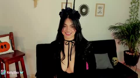 Snapshot of _sweet_kitty1 chatting on October 2025 02:40:01 PM online show from October 2025 02:40:01 PM