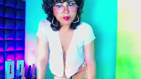 Snapshot of _sweet_kuromi chatting on January 2025 06:23:02 AM Kuromi online show from January 2025 06:23:02 AM