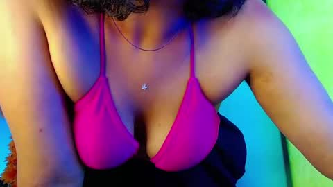 Snapshot of _sweet_kuromi chatting on February 2025 07:09:02 AM Kuromi online show from February 2025 07:09:02 AM