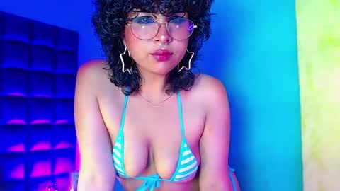 Snapshot of _sweet_kuromi chatting on March 2025 05:04:01 PM Kuromi online show from March 2025 05:04:01 PM