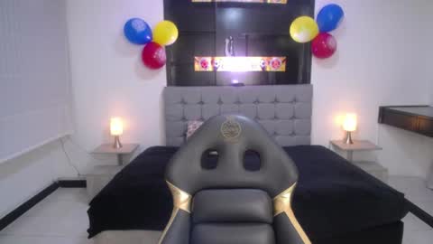 _sweet_lia_ online show from June 2026 01:11:01 PM