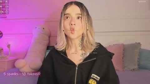 Snapshot of _tammarra_ chatting on October 2025 05:22:01 PM _tammarra_ online show from October 2025 05:22:01 PM