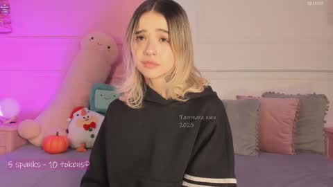 Snapshot of _tammarra_ chatting on November 2025 12:27:02 PM _tammarra_ online show from November 2025 12:27:02 PM