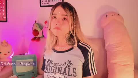 _tammarra_ online show from June 2026 01:59:01 PM