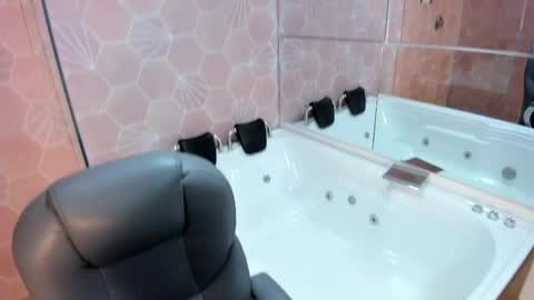 _taylorblack online show from May 2026 11:37:02 AM