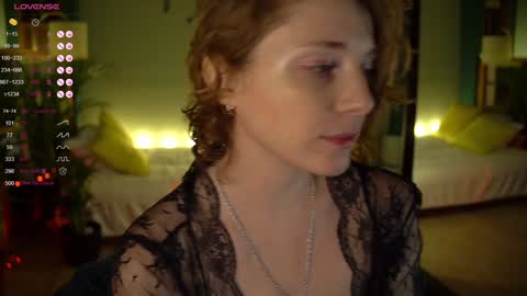 Snapshot of _the_sun_ chatting on January 2025 09:46:01 PM Evi online show from January 2025 09:46:01 PM