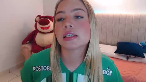 Snapshot of _tiffany1 chatting on January 2026 11:30:02 PM _tiffany1 online show from January 2026 11:30:02 PM