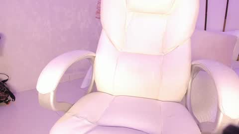 Rousse  online show from January 2025 07:58:02 PM