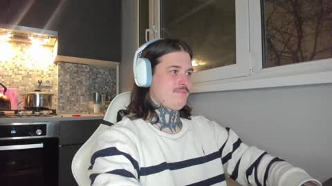 _torfin_ online show from January 2025 09:25:01 PM