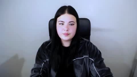 Trisha online show from October 2025 11:53:02 AM