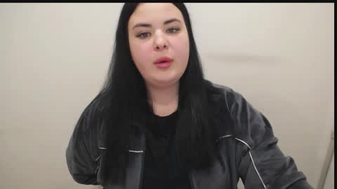 Trisha online show from November 2025 12:59:02 PM