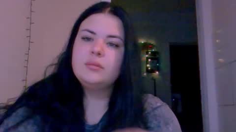 Trisha online show from December 2025 07:59:01 AM