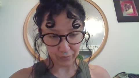 _tutti_frutti_ online show from September 2025 06:35:01 AM