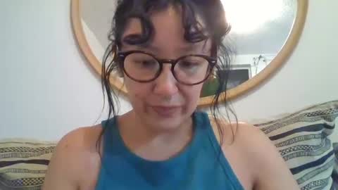 _tutti_frutti_ online show from September 2025 02:01:01 AM