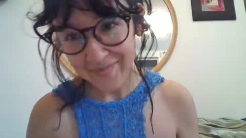 _tutti_frutti_ online show from December 2025 12:15:02 AM