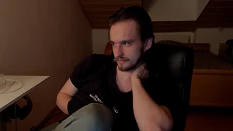 Snapshot of _v_l_a_d_ chatting on March 2026 08:02:02 PM Vlad online show from March 2026 08:02:02 PM