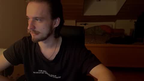 Snapshot of _v_l_a_d_ chatting on March 2026 06:55:01 PM Vlad online show from March 2026 06:55:01 PM