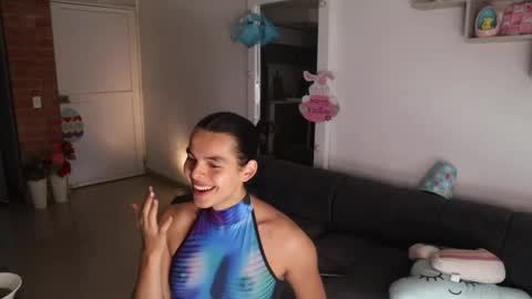 Anastasia Vahos online show from April 2026 05:17:02 PM