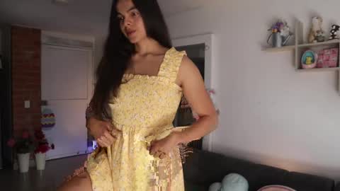 Anastasia Vahos online show from April 2026 05:44:02 PM