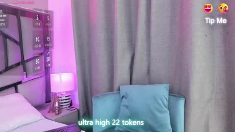 _valeria_saenz_ online show from February 2026 03:13:01 AM