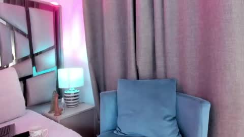 _valeria_saenz_ online show from May 2026 03:44:01 AM