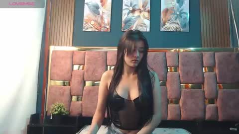 _valery34_ online show from June 2026 11:04:01 AM