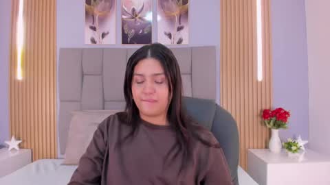 _valerycooper online show from May 2026 12:10:01 PM