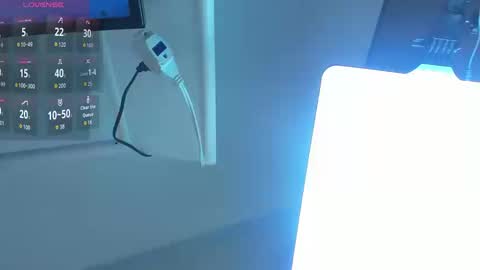 _vanie online show from September 2025 04:25:02 AM