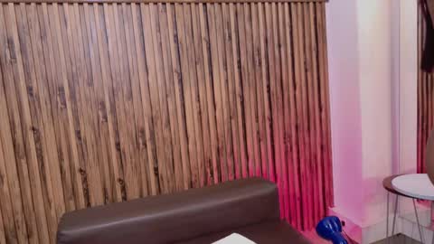 Veronica online show from November 2025 11:55:02 AM