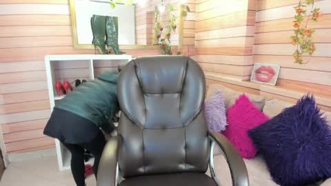 Sol online show from March 2026 10:48:02 AM