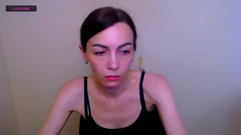 Snapshot of _violax_ chatting on July 2026 04:42:02 PM Vio online show from July 2026 04:42:02 PM