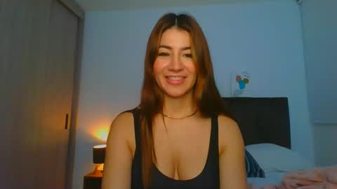 Snapshot of _violeta_white_ chatting on March 2025 03:45:01 AM Violeta online show from March 2025 03:45:01 AM