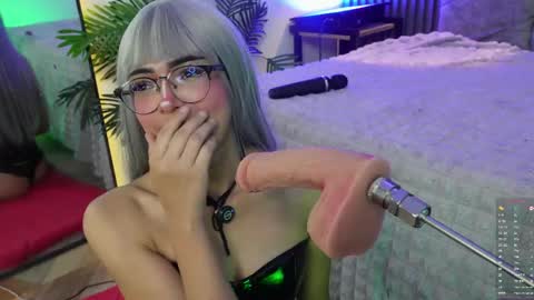   online show from May 2026 09:56:02 PM